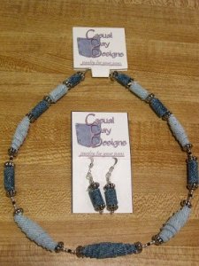 necklaceand earrings
